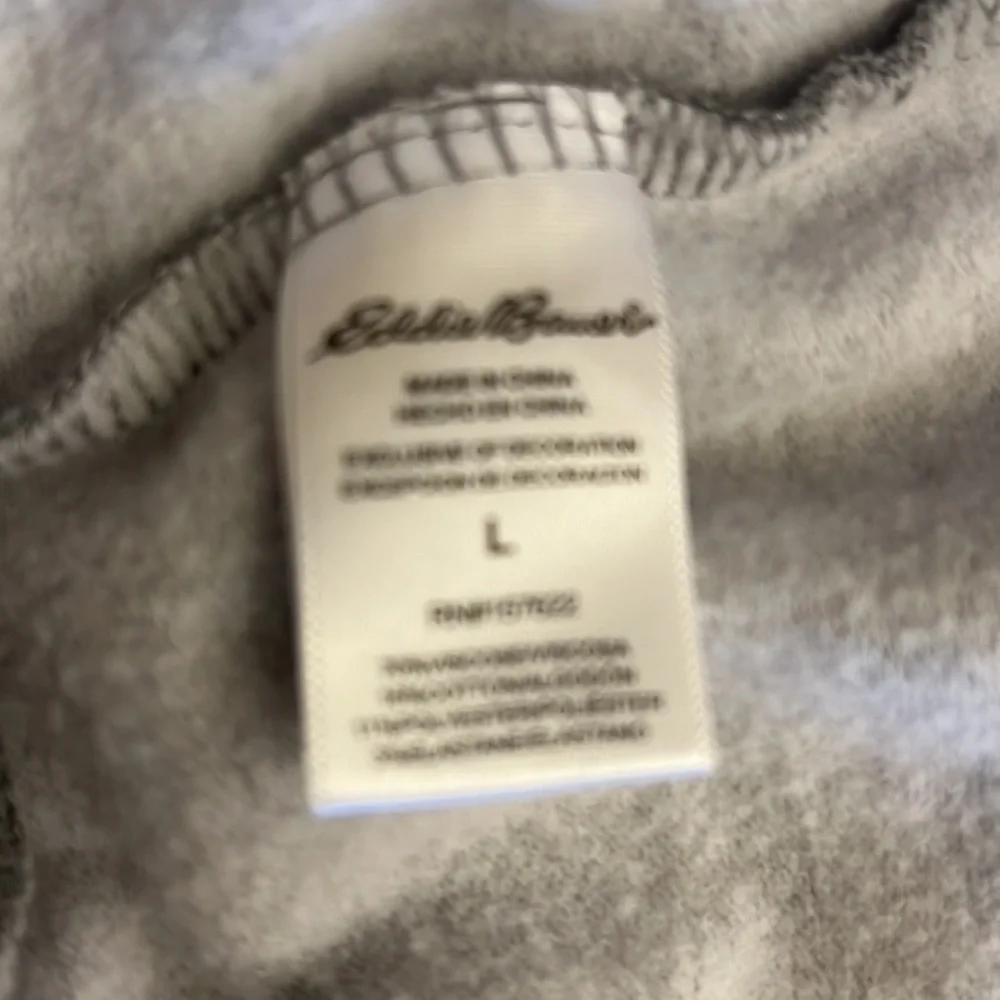 Eddie Bauer Signature Hoodie - Picture 5 of 11